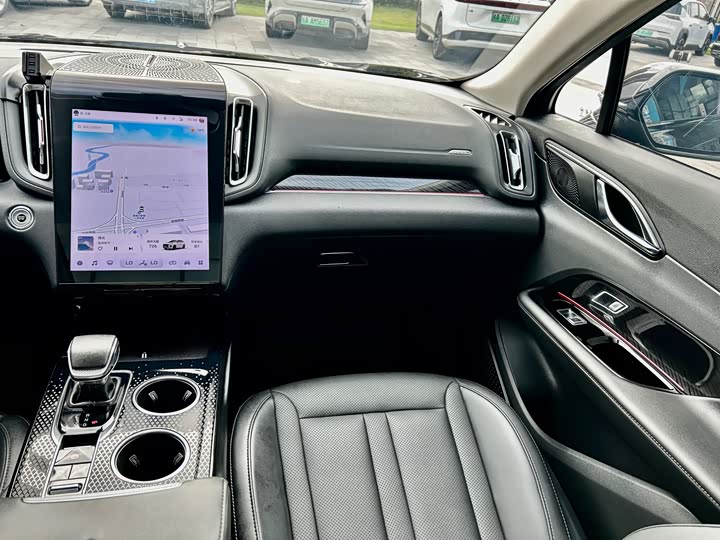 Hongqi HS3 2023 2023款 1.5T 两驱善为版