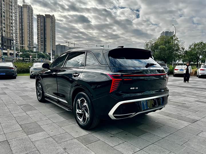 Hongqi HS3 2023 2023款 1.5T 两驱善为版