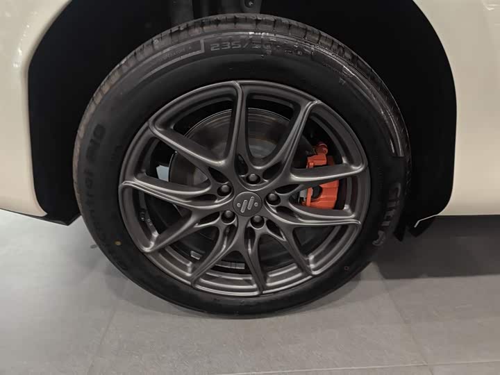 IM motors LS6 2025 2025款 灵蜥智驾版