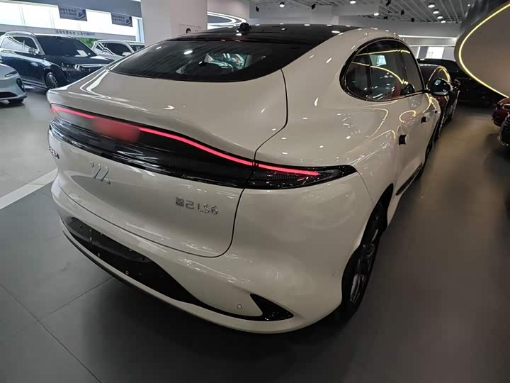 IM motors LS6 2025 2025款 灵蜥智驾版