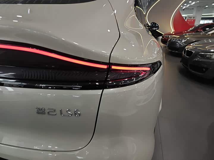 IM motors LS6 2025 2025款 灵蜥智驾版