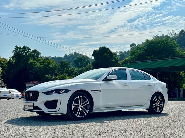 Jaguar XE L 2024 2024款 2.0T 250PS R-DYNAMIC S进取运动版