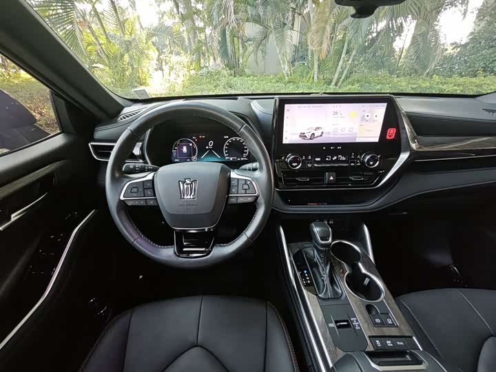 Toyota Crown Kluger 2024 2024款 2.5L HEV四驱尊贵版