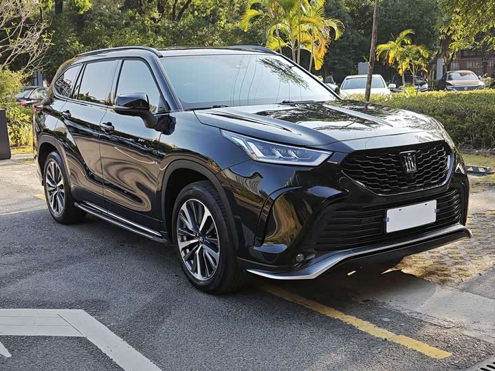Toyota Crown Kluger 2024 2024款 2.5L HEV四驱尊贵版
