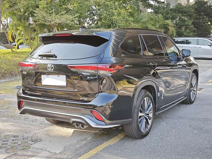 Toyota Crown Kluger 2024 2024款 2.5L HEV四驱尊贵版