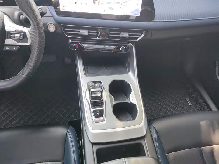 GAC Trumpchi GS3 2023 2023款 影速 270T R-STYLE版