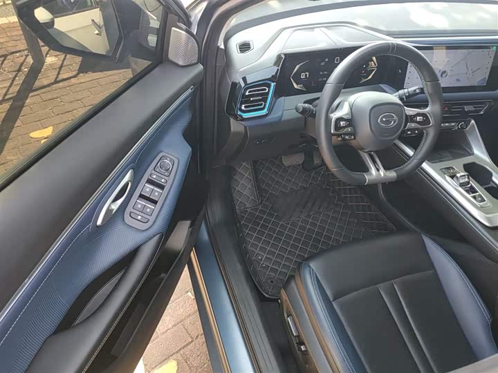 GAC Trumpchi GS3 2023 2023款 影速 270T R-STYLE版