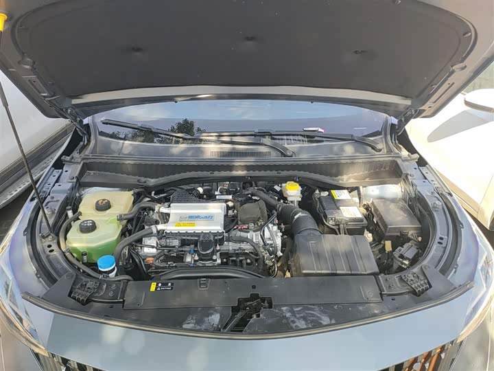 GAC Trumpchi GS3 2023 2023款 影速 270T R-STYLE版