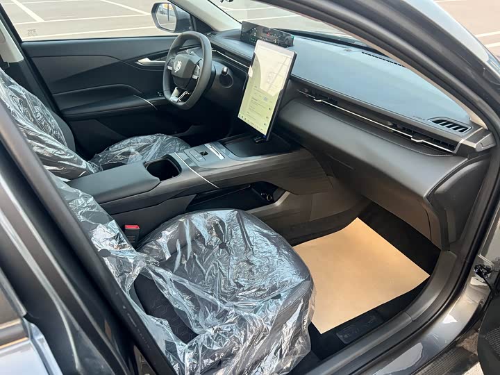 Changan Eado EV 2025 2025款 智慧新蓝鲸 145KM 高能版