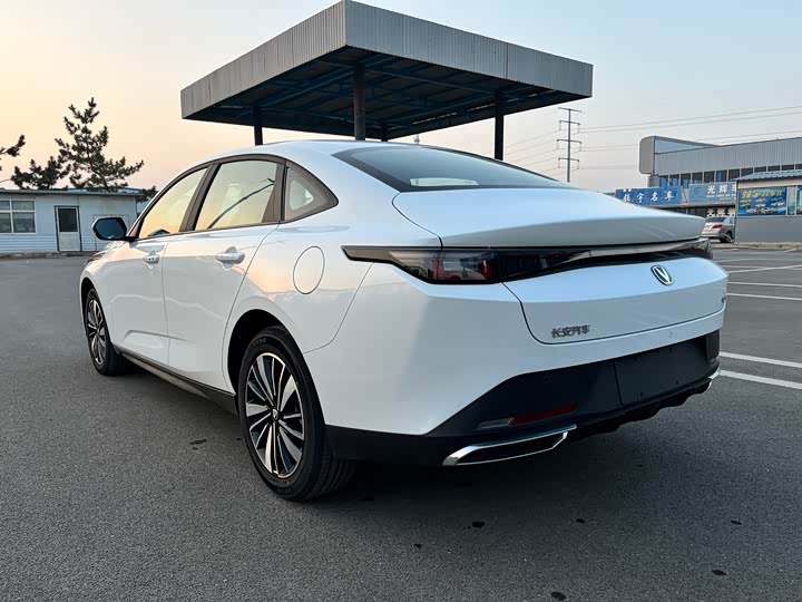 Changan Eado EV 2025 2025款 智慧新蓝鲸 145KM 高能版