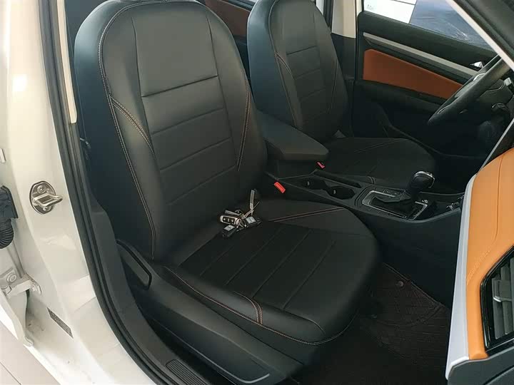 Volkswagen Bora 2025 2025款 改款 200TSI DSG悦行导航版