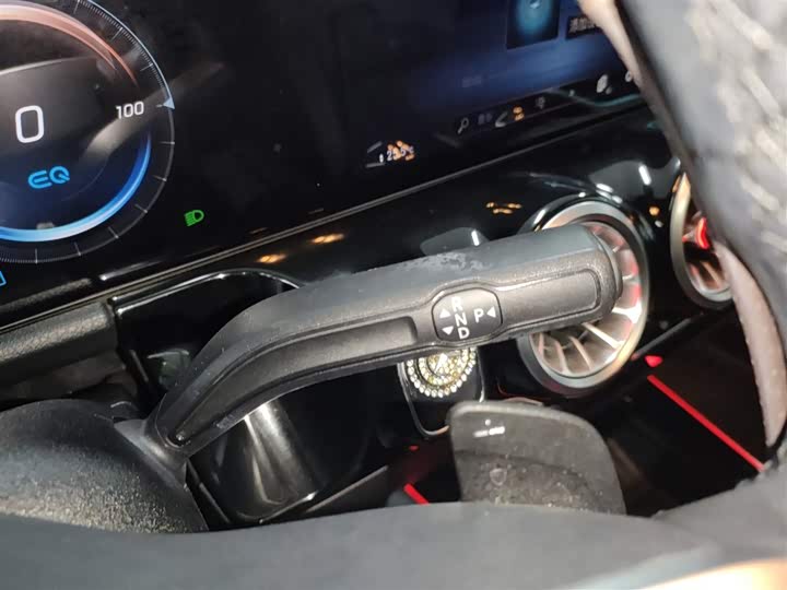 Mercedes-Benz EQA 2022 2022款 EQA 260