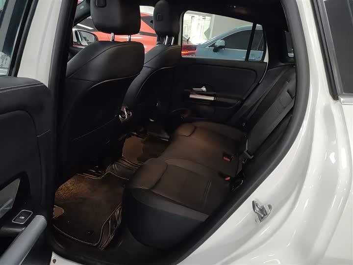 Mercedes-Benz EQA 2022 2022款 EQA 260