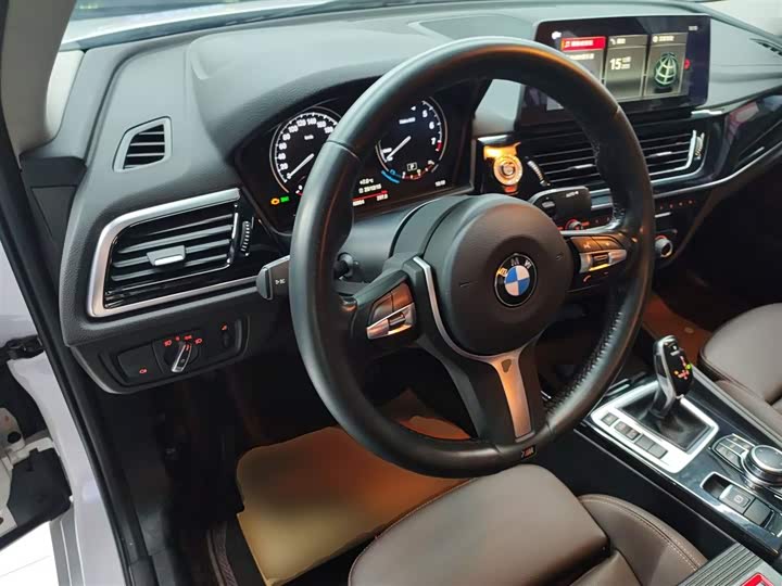 BMW 1 Series 2023 2023款 120i M运动曜夜版