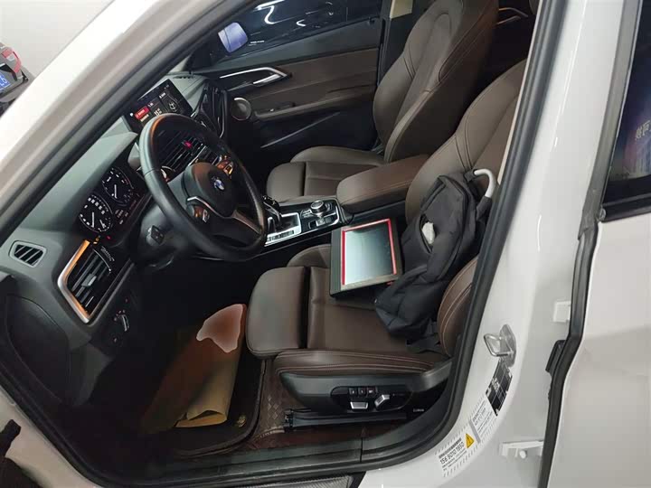 BMW 1 Series 2023 2023款 120i M运动曜夜版