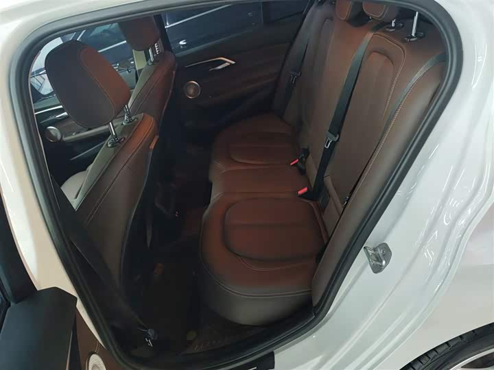 BMW 1 Series 2023 2023款 120i M运动曜夜版