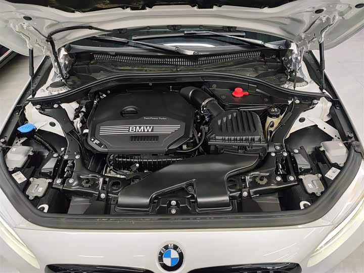 BMW 1 Series 2023 2023款 120i M运动曜夜版