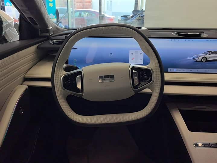 Geely Galaxy E8 2024 2024款 665km 后驱星舰 远航版