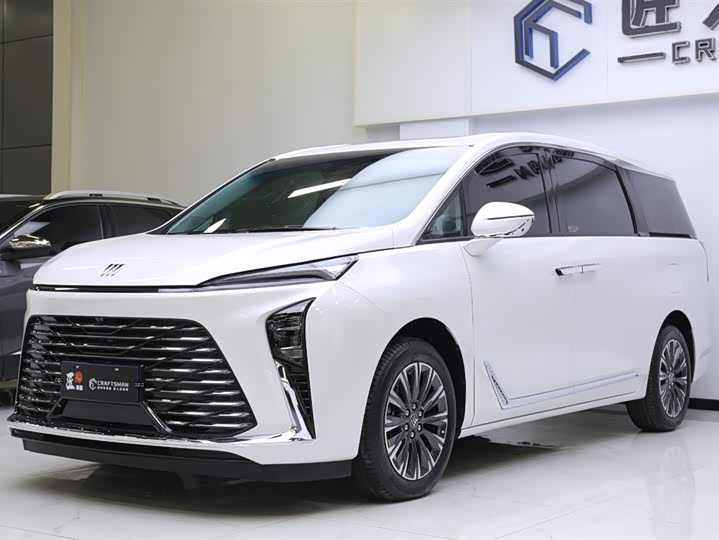 Buick GL8 ES 2025 2025款 陆尊 智享版