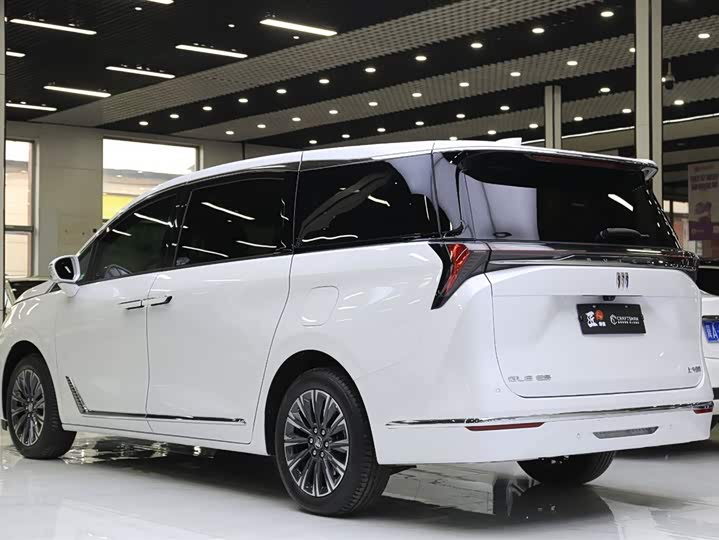 Buick GL8 ES 2025 2025款 陆尊 智享版