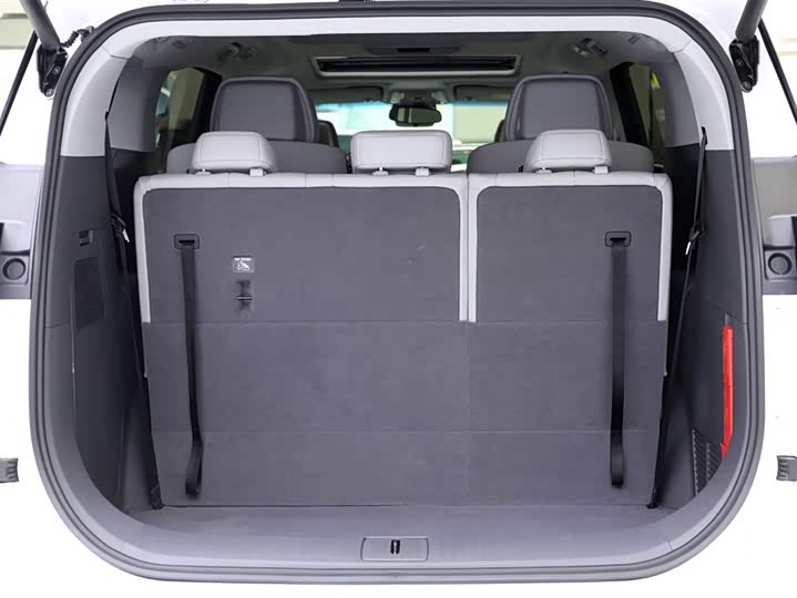 Buick GL8 ES 2025 2025款 陆尊 智享版