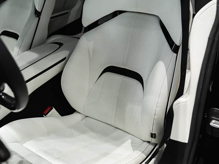 Ferrari Purosangue 2023 2023款 6.5L V12