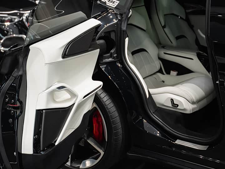 Ferrari Purosangue 2023 2023款 6.5L V12