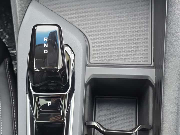 Geely Binrui 2024 2024款 缤瑞COOL 1.5T DCT冠军版