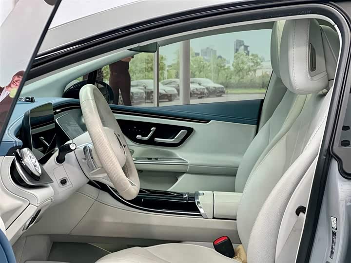 Mercedes-Benz EQE 2022 2022款 350 先型特别版