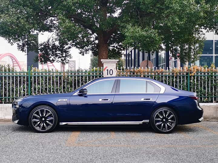 BMW 7 Series Hybrid 2023 2023款 M760Le xDrive