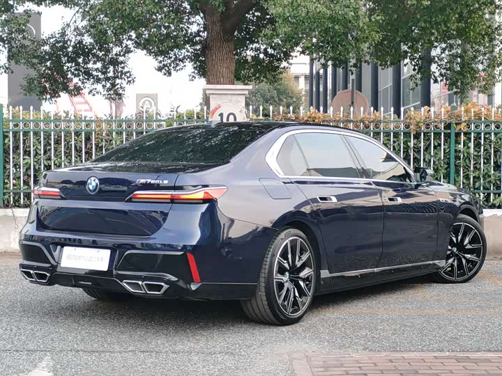 BMW 7 Series Hybrid 2023 2023款 M760Le xDrive