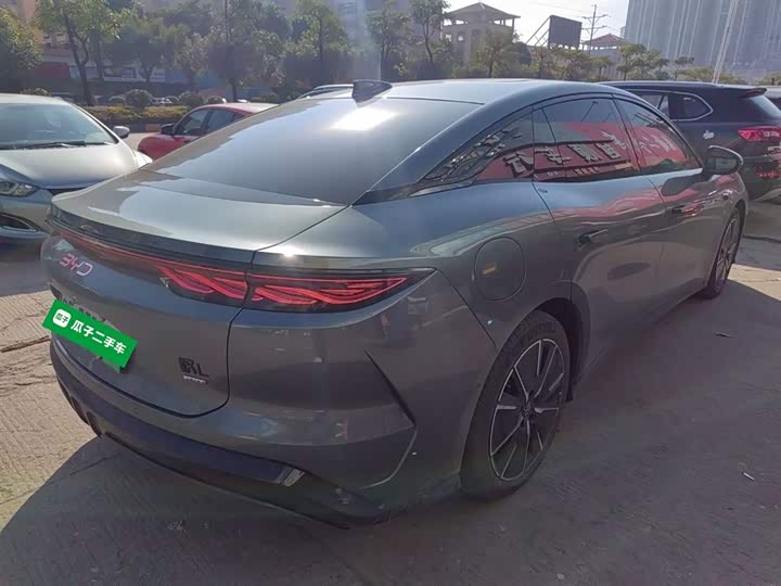 BYD Han L 2025 2025款 EV 701KM激光雷达旗舰型