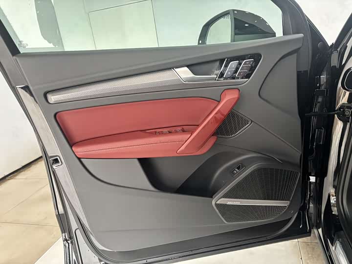 Audi Q5L 2025 2025款 45 TFSI 豪华动感型