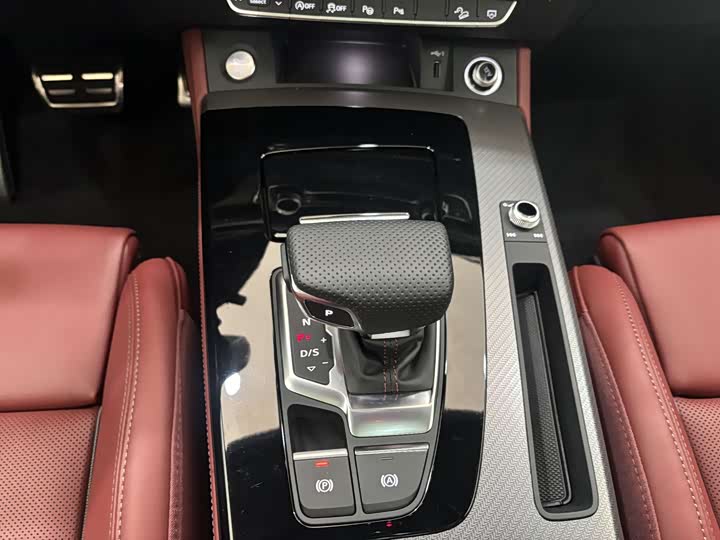 Audi Q5L 2025 2025款 45 TFSI 豪华动感型