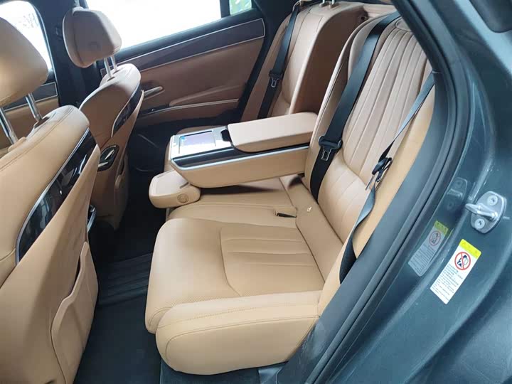 BYD Han L 2025 2025款 DM-p 四驱激光雷达旗舰型