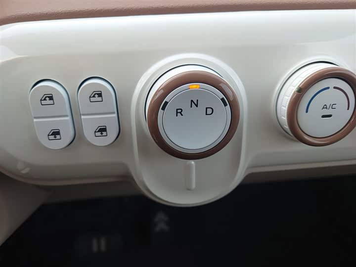 Bestune Pony 2026 2026款 222km 闪耀马