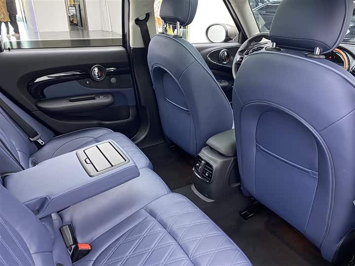 Mini Clubman 2023 2023款 改款 1.5T COOPER 鉴赏家