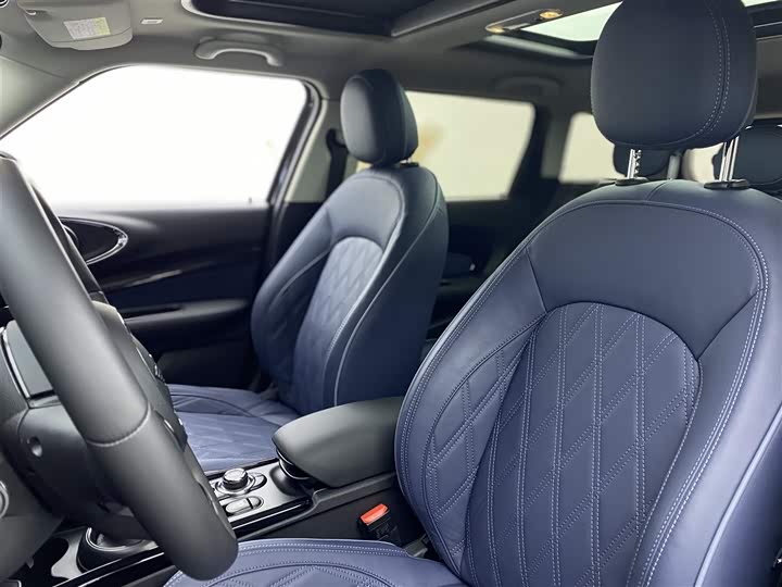 Mini Clubman 2023 2023款 改款 1.5T COOPER 鉴赏家