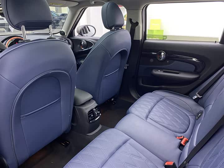 Mini Clubman 2023 2023款 改款 1.5T COOPER 鉴赏家