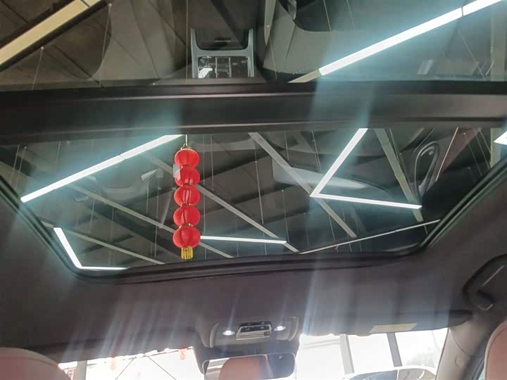 BYD Seal 07 DM-i Hybrid 2025 2025款 智驾版 DM-i 1.5L 125km 尊贵型