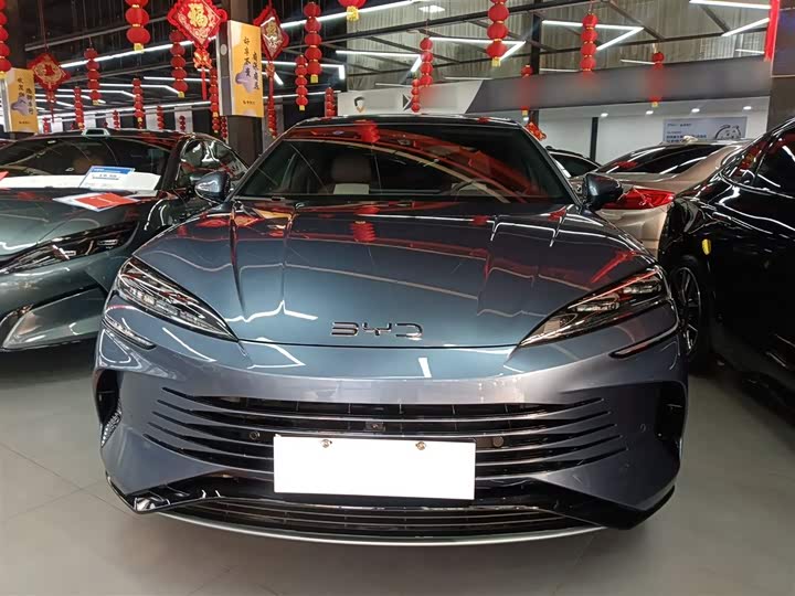 BYD Seal 07 DM-i Hybrid 2025 2025款 智驾版 DM-i 1.5L 125km 尊贵型