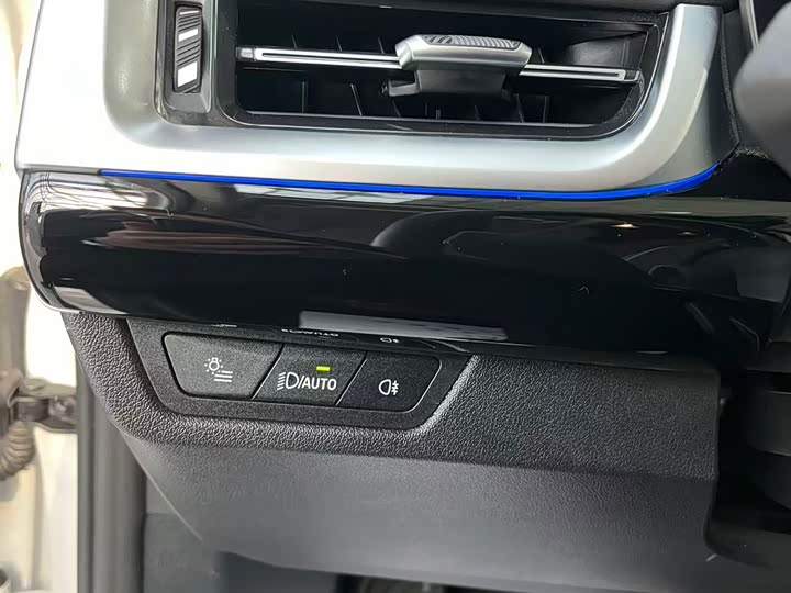 BMW X1 2024 2024款 sDrive25Li X设计套装