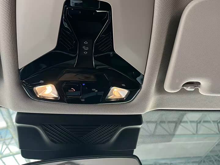 BMW X1 2024 2024款 sDrive25Li X设计套装