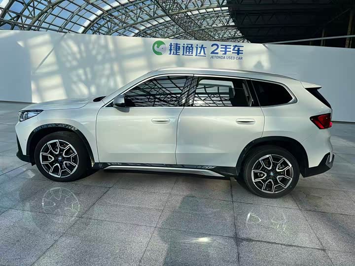 BMW X1 2024 2024款 sDrive25Li X设计套装