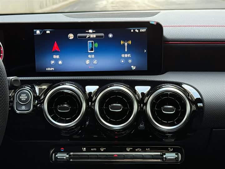 Mercedes-Benz CLA-Class 2026 2026款 CLA 200 猎跑车