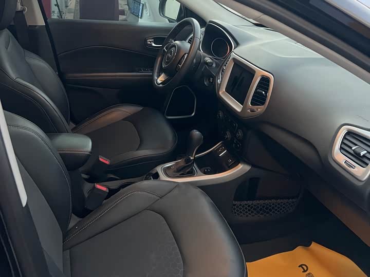 Jeep Compass 2020 2020款 220T 自动领先版