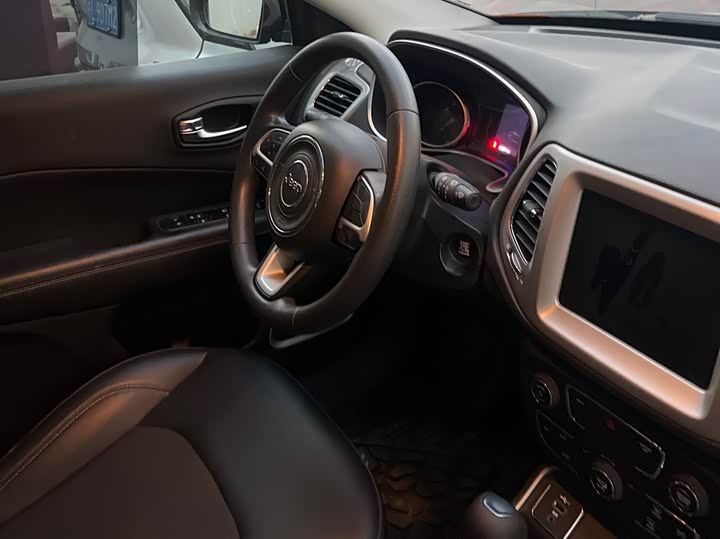 Jeep Compass 2020 2020款 220T 自动领先版