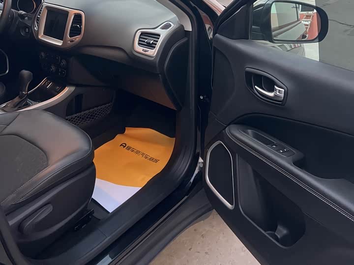 Jeep Compass 2020 2020款 220T 自动领先版