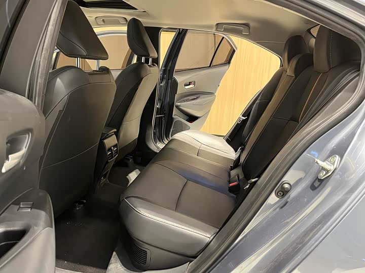 Toyota Levin 2023 2023款 智能电混双擎 1.8L 运动版