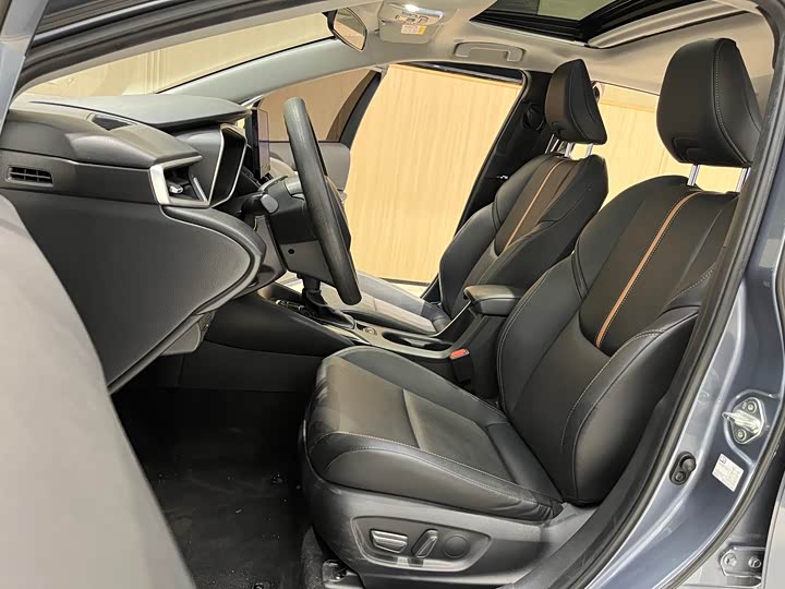 Toyota Levin 2023 2023款 智能电混双擎 1.8L 运动版